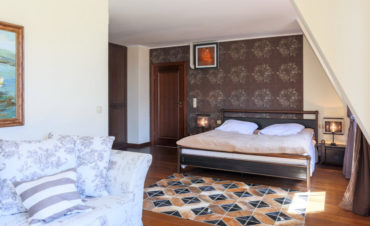 3_luksusowy-apartament-w-krynicy-morskiej_900x700